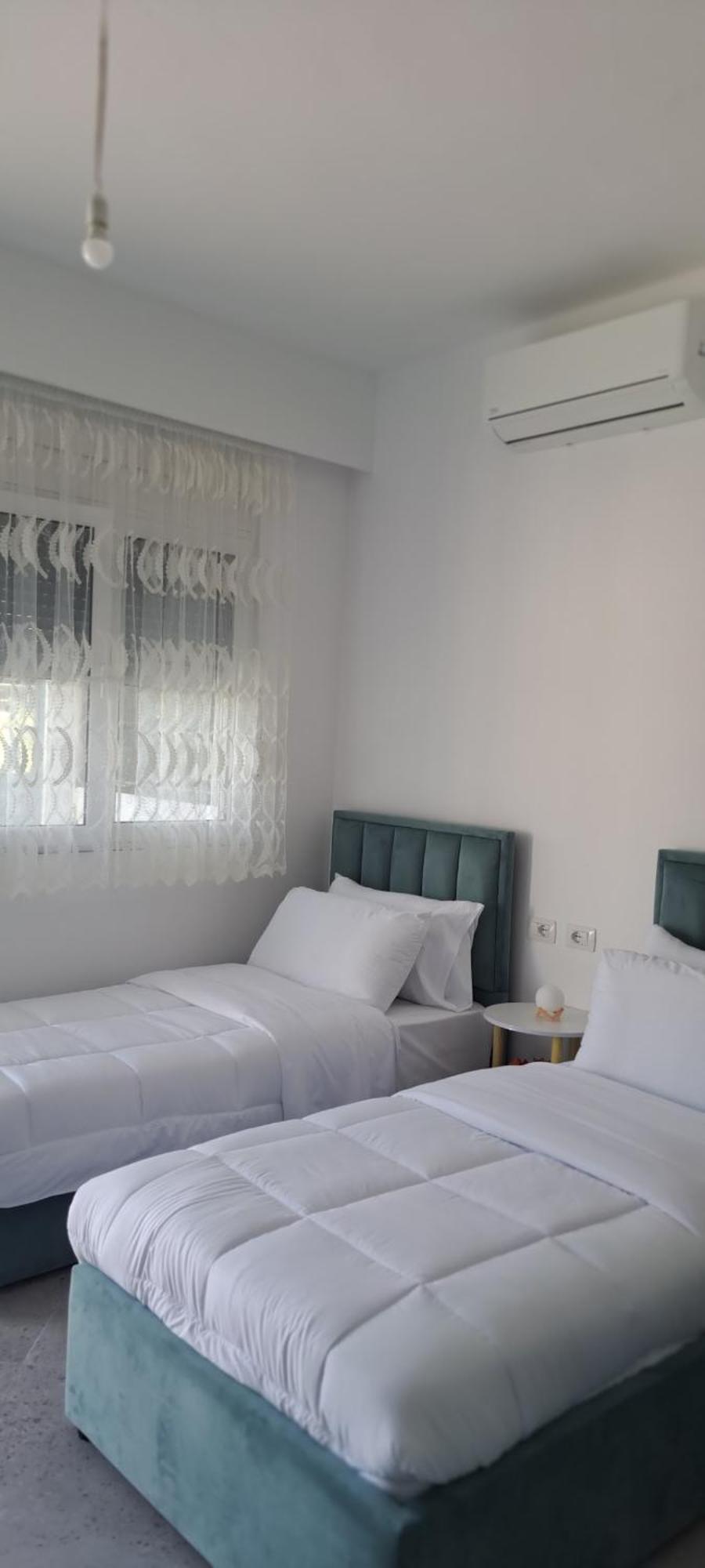 Villa Likaj Berat Bagian luar foto