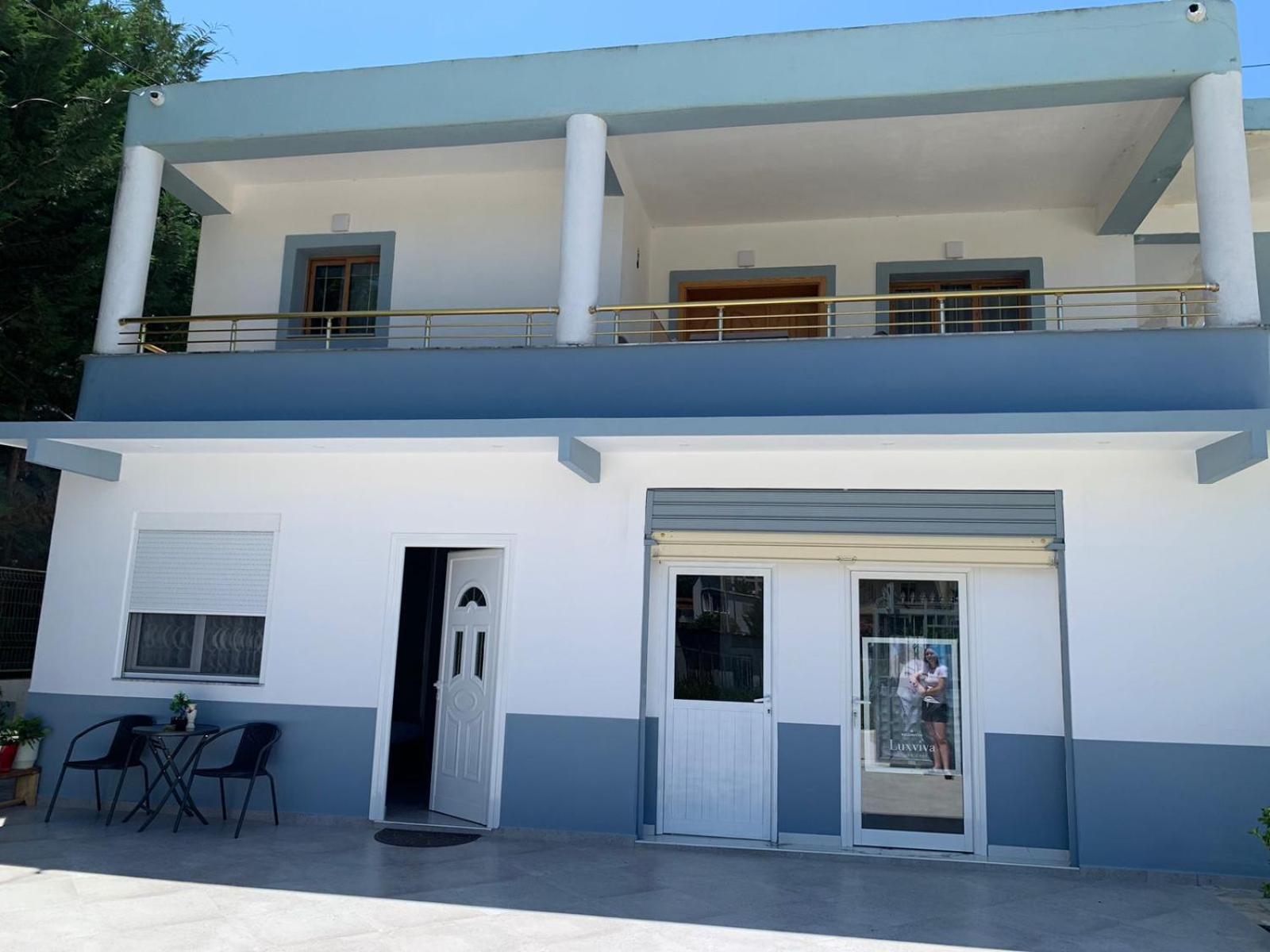 Villa Likaj Berat Bagian luar foto