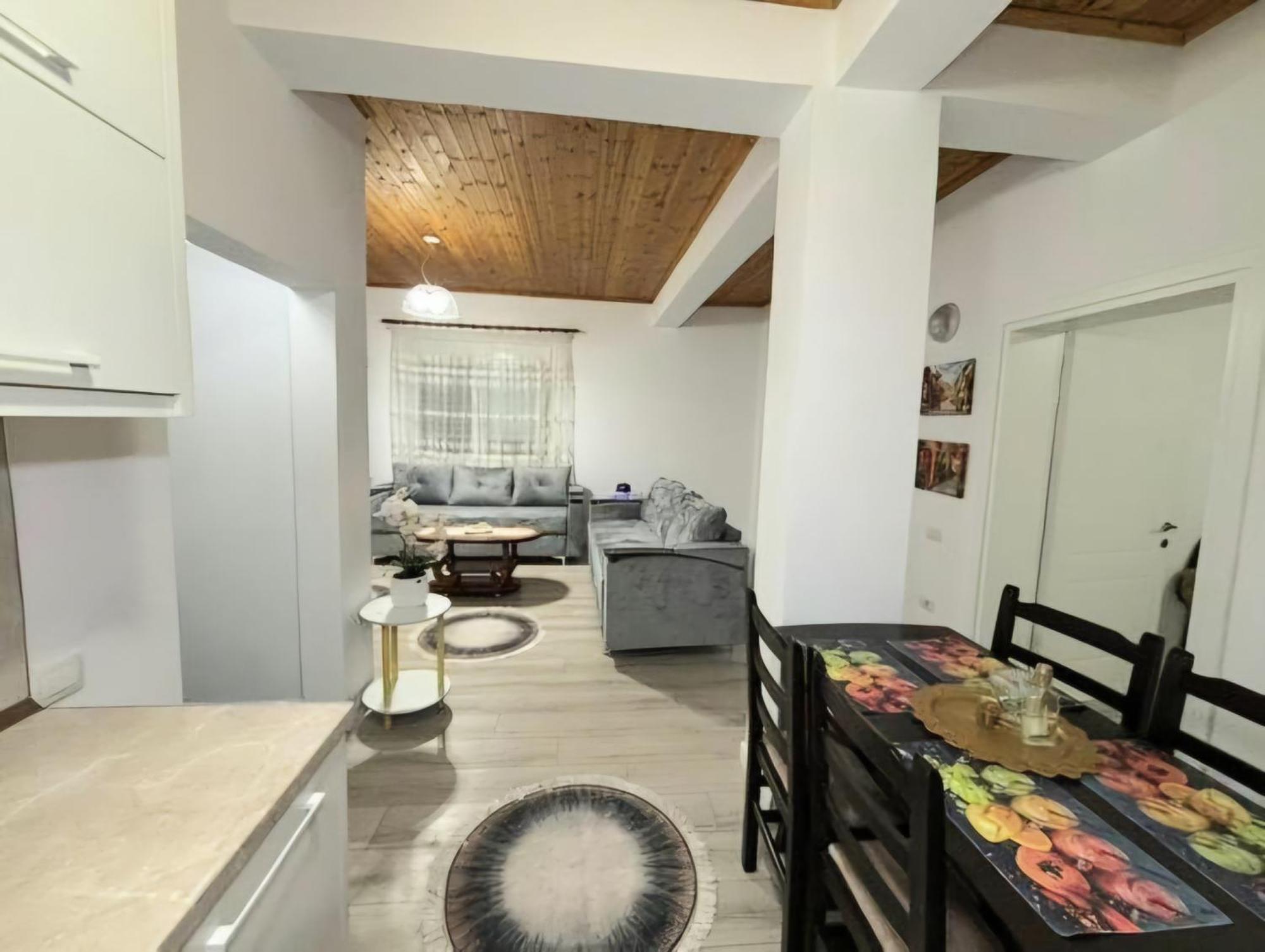 Villa Likaj Berat Bagian luar foto